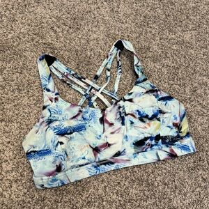 Lululemon Free To Be Serene Bra